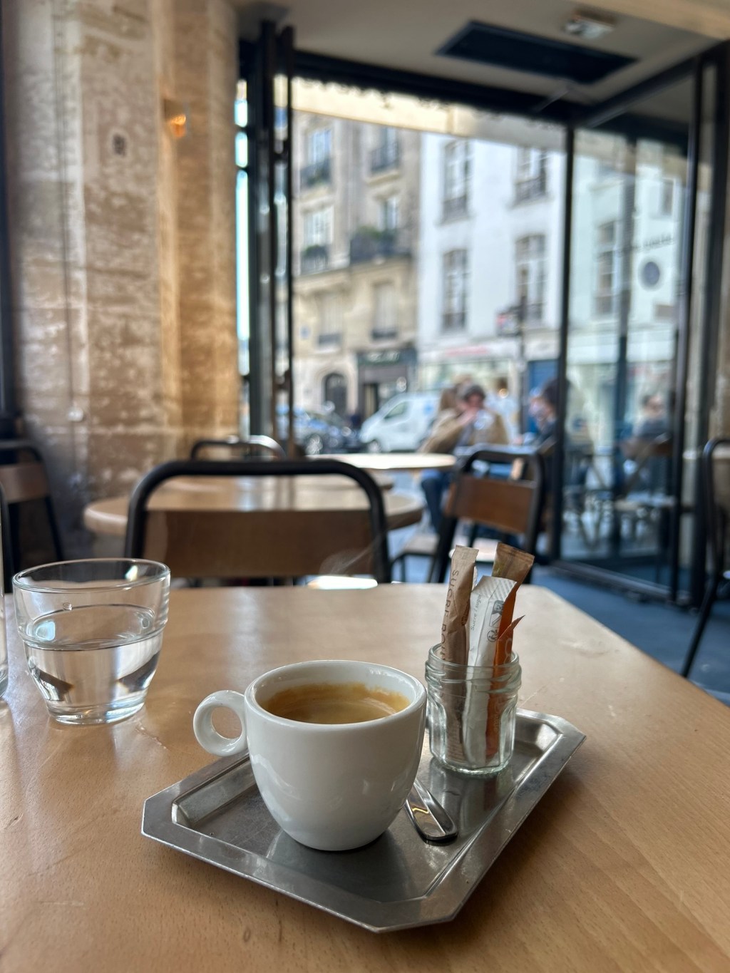 巴黎咖啡館的慢時光