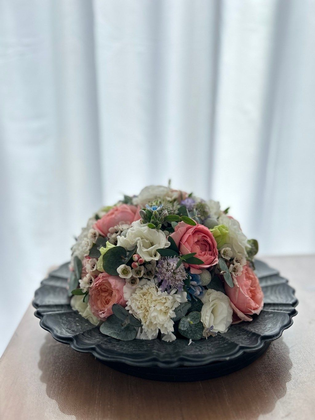 回顧人生第一次花藝課 — 法式千朵花半圓形枱花